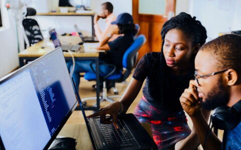 Evaluating developers' coding skills